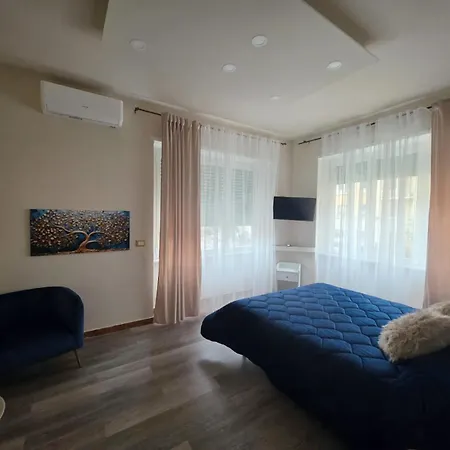 Glint House Prestige